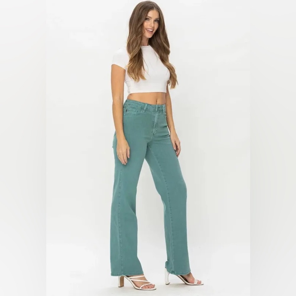 NWT | Judy Blue Sea Green 90’s Straight Jeans 13/31